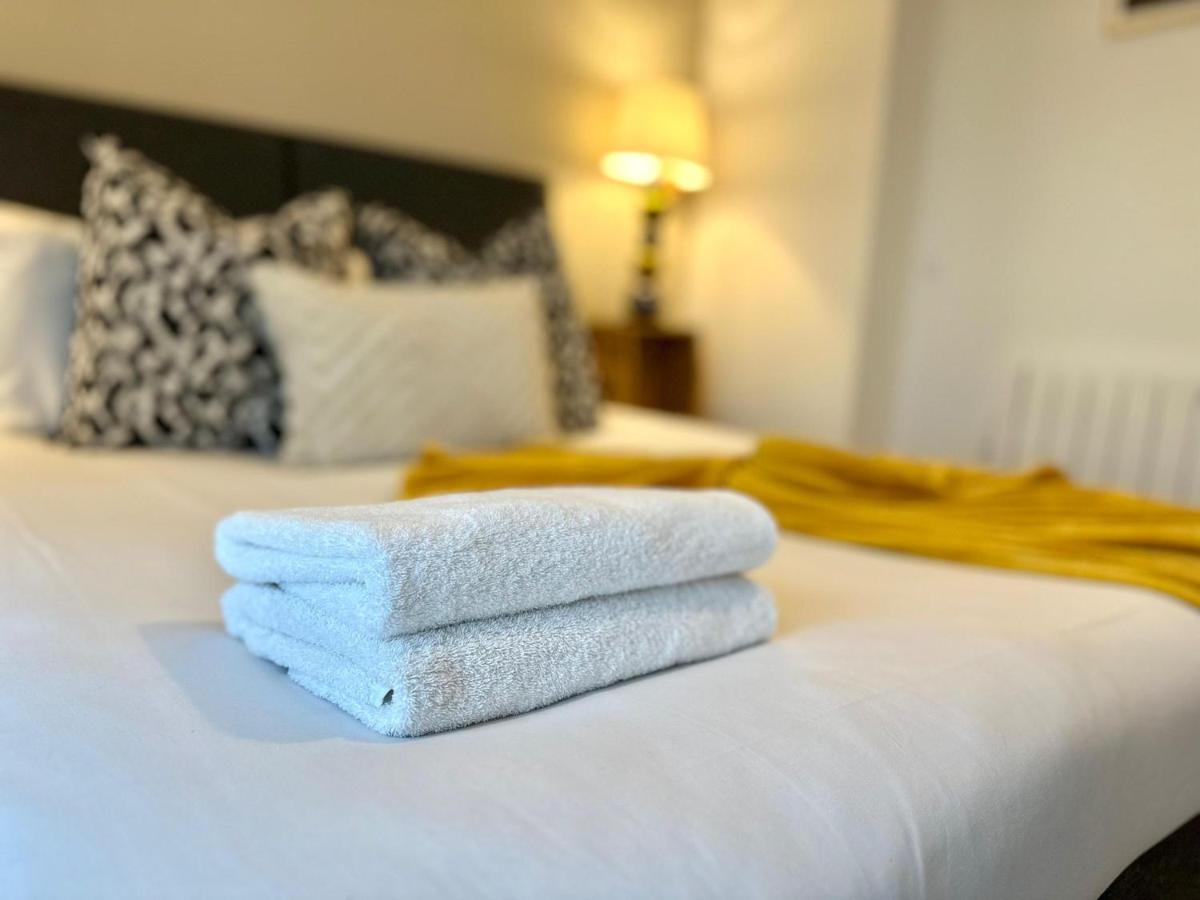 Koala & Tree - Modern 1 Bed Apartment For 4 Guests In The Heart Of Cambridge - Short Lets & Serviced Accommodation Exteriör bild