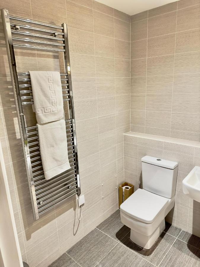 Koala & Tree - Modern 1 Bed Apartment For 4 Guests In The Heart Of Cambridge - Short Lets & Serviced Accommodation Exteriör bild